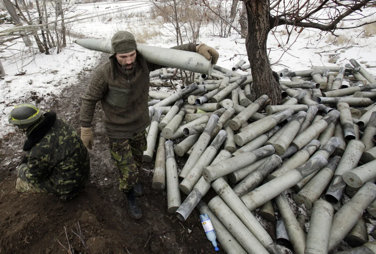 Украинские военные в селе Пески, 8 декабря 2014 года.