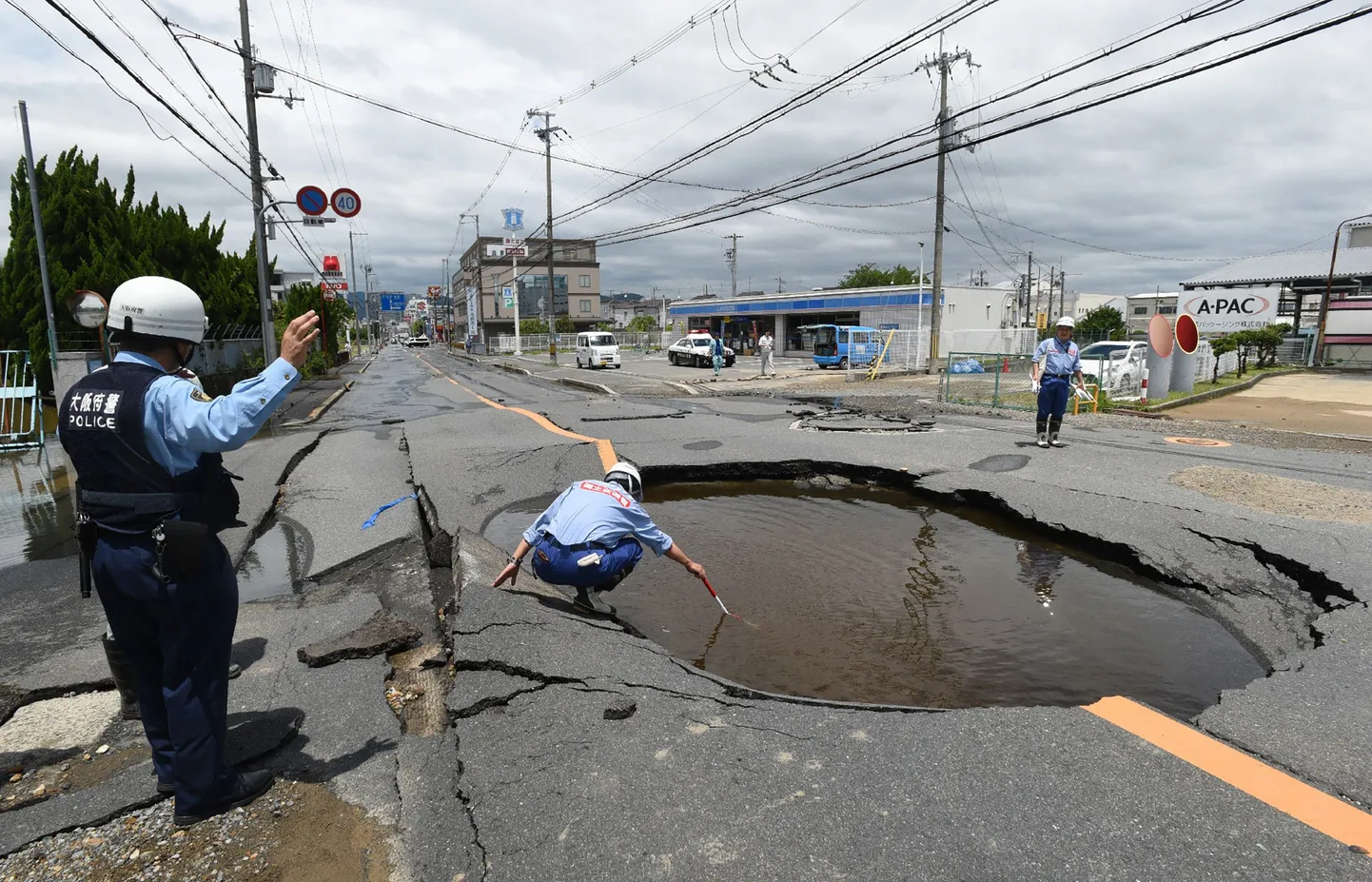 Kokku varisenud tee Osaka prefektuuris.
