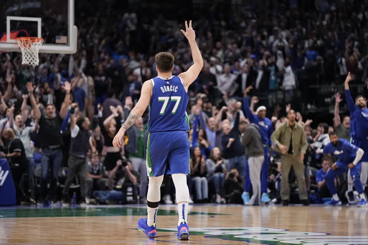 NBA zvaigzne Luka Dončičs