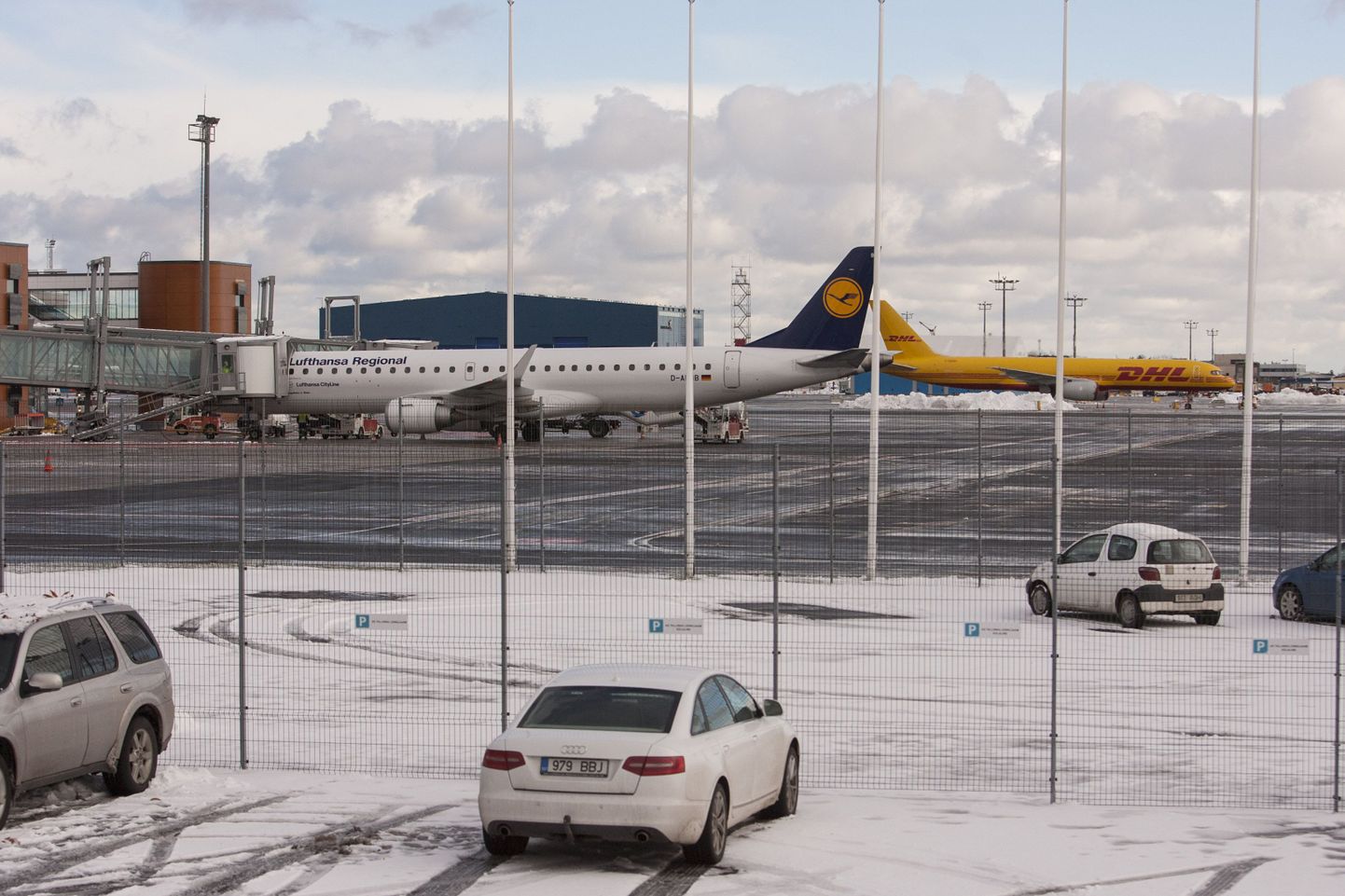 Lufthansa lennuk Tallinna lennujaamas