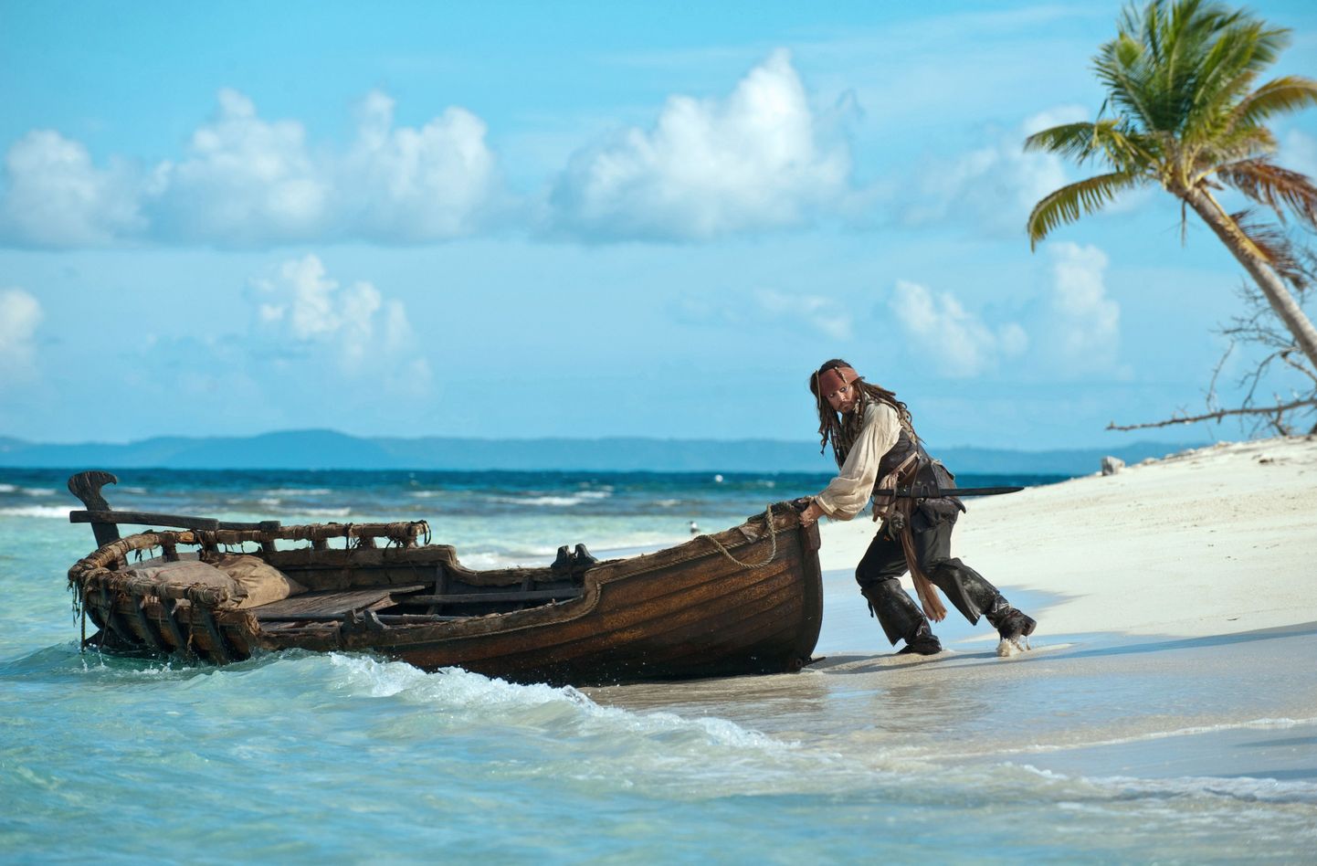 Johnny Depp kapten Jack Sparrow rollis filmis Kariibi mere piraadid: Võõrastel vetel