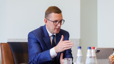 Estonia's statistical office revised recent growth figures upward; PM says it changes the story of the country's economy