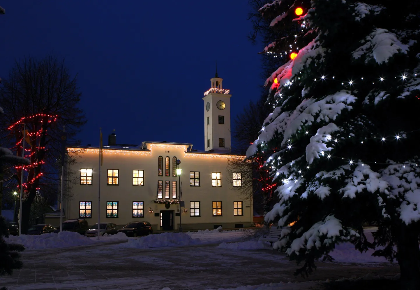 Viljandi raekoda.
