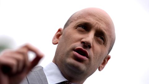 Baltais nams: Tramps uzskata, ka Indija finansē Krievijas iebrukumu Ukrainā