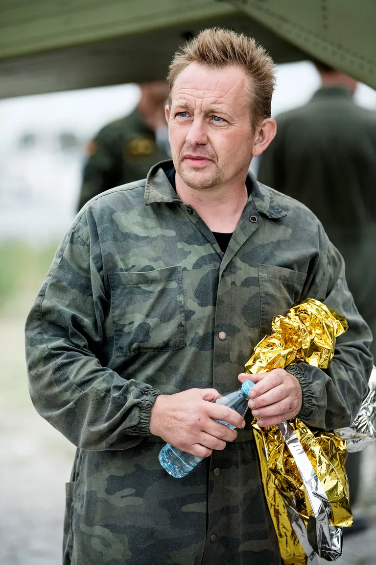 Peter Madsen 11. augustil 2017 pärast uputatud allveelaevalt päästmist Kopenhaageni sadamas.