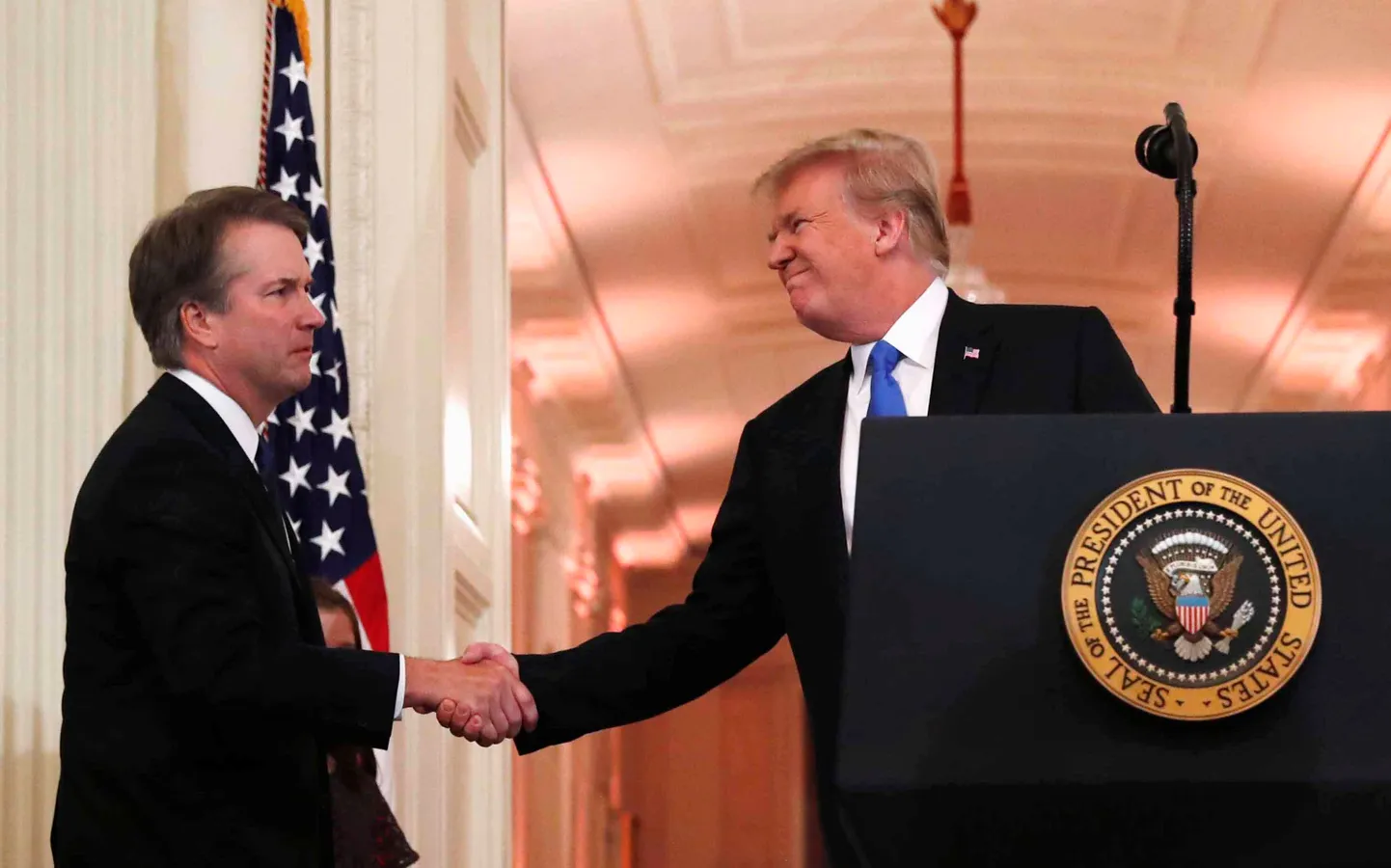 USA president Donald Trump esitas esmaspäeval Valges Majas ülemkohtu kohtunikuks Brett Kavanaugh.