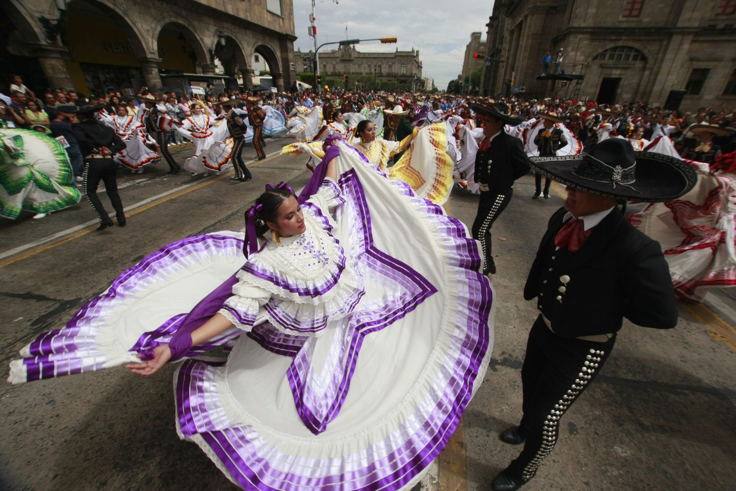 Mehhiko tantsijad kultuurifestivalil.
