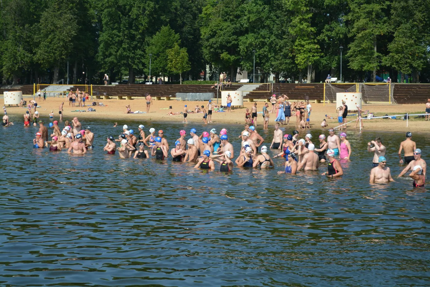 Tänavu oli kõikidel distantsidel ujujaid kokku 103.