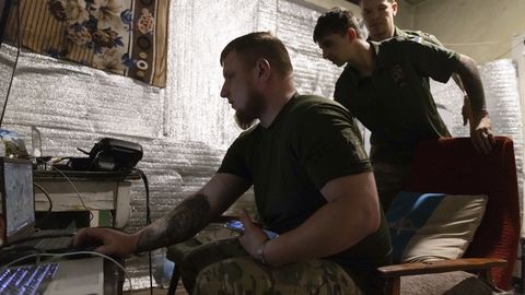 REPORTAAŽ ⟩ Ukraina droonijahimeeste nähtamatu sõda