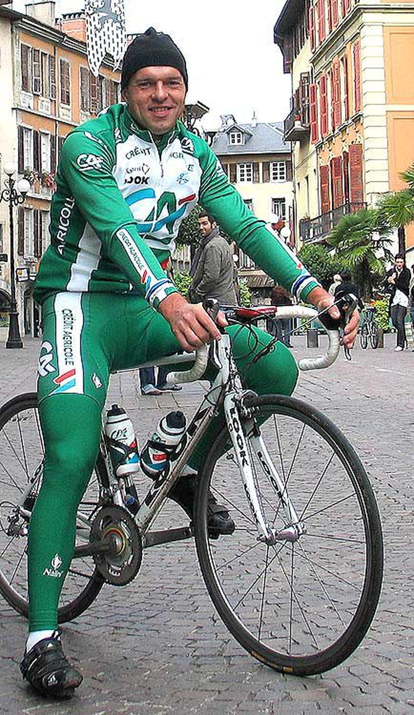 Eesti parim jalgrattur, 37-aastane Jaan Kirsipuu enne oma viimast profisõitu Prantsusmaal.