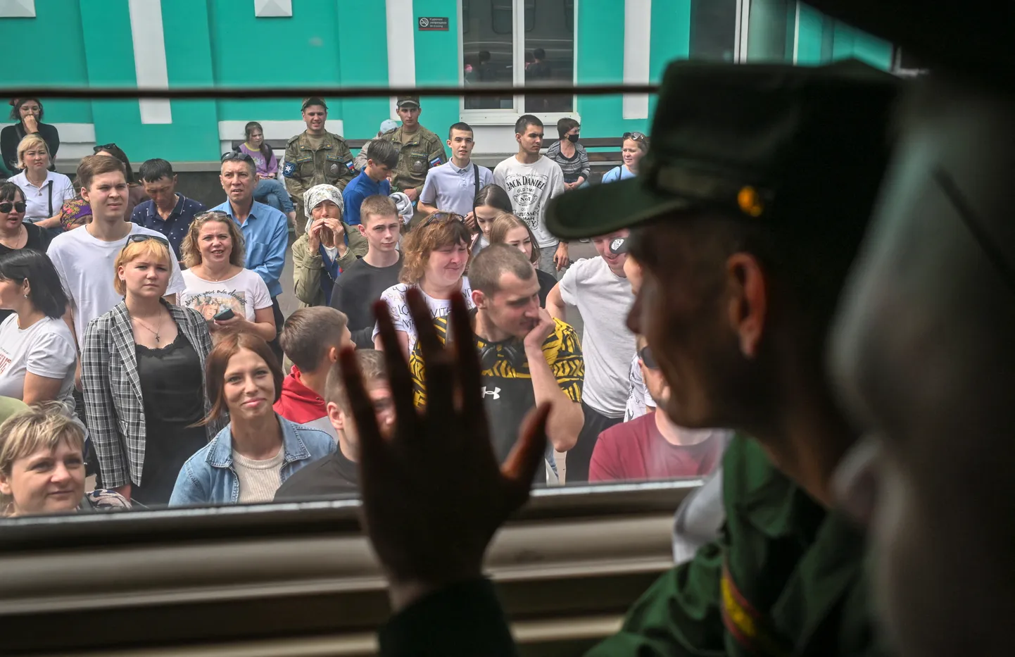 Värvatud sõdur suvel Omskist lahkumas.