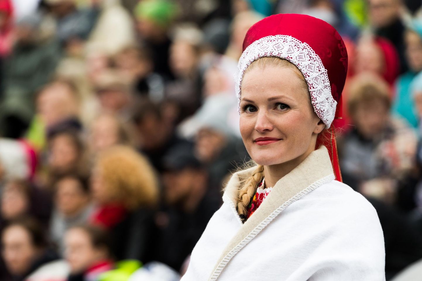 Tänavu on Läänemaalt pärit Pärnu tantsuõpetaja Ulla Helin-Mengel tantsupeo 6.–8. klasside liigijuht.