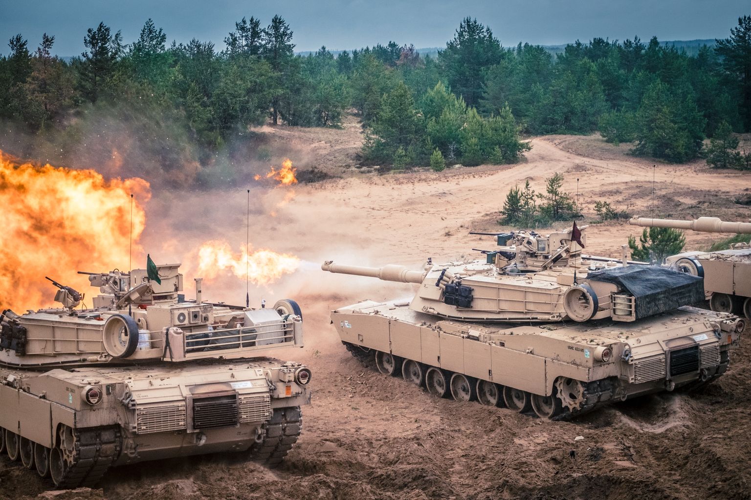"Abrams M1" tanki.