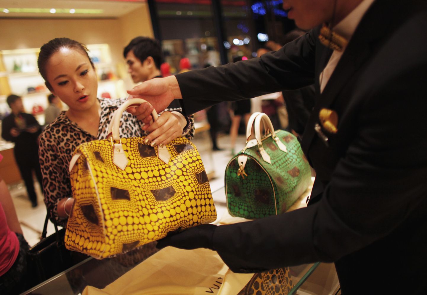 Louis Vuittoni kotid firma ametlikus kaupluses Shanghais.