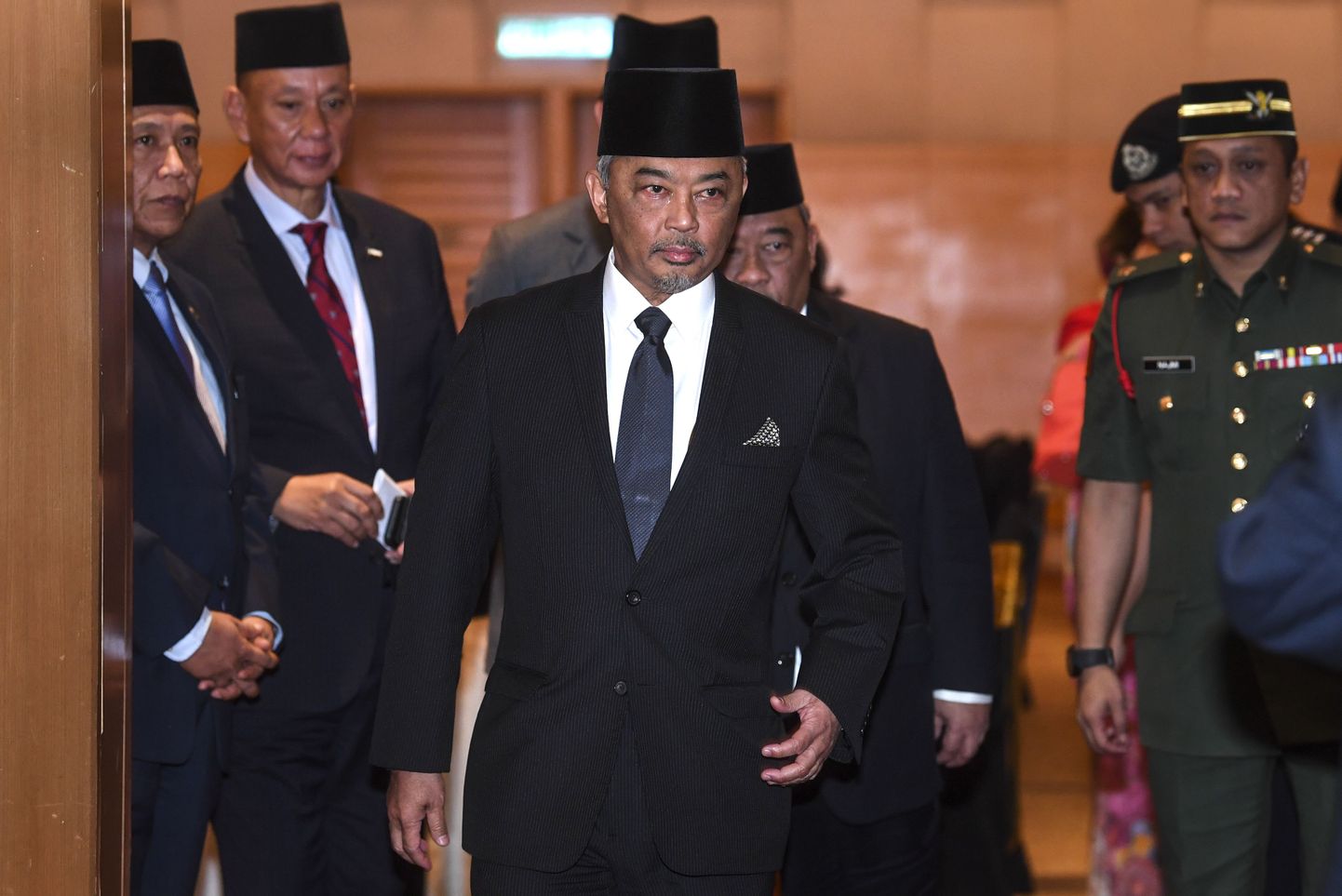 Pahangi osariigi sultaniks valit 59-aastane Tengku Abdullah Shah saab paari nädala pärast ilmselt Malaisia kuningaks.