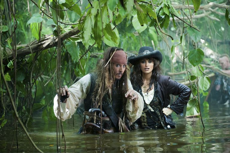 Johnny Depp ja Penelope Cruz filmis «Kariibi mere piraadid: võõrastel vetel»