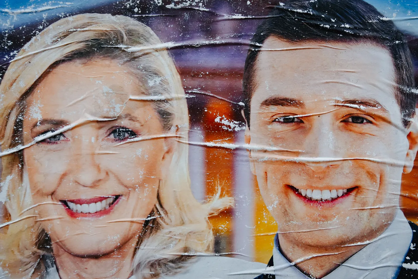 Jordan Bardella ja Marine Le Pen Rahvusliku Liidu kampaaniaplakatil.
