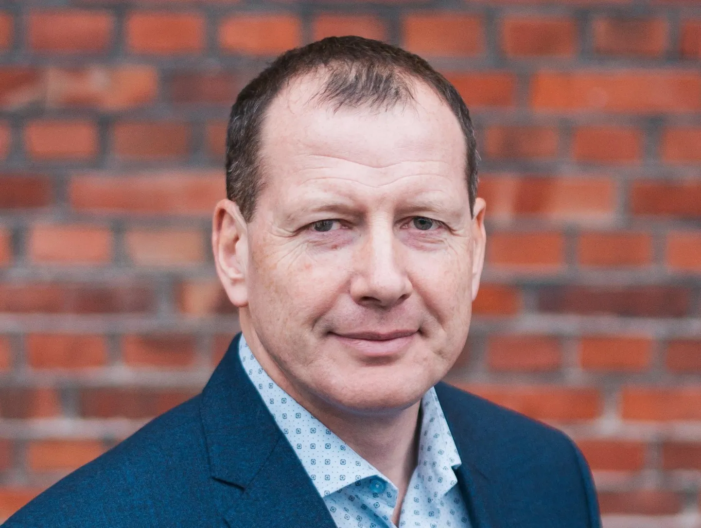 Andres Laanemets, Pärnu Sütevaka humanitaargümnaasiumi direktor.