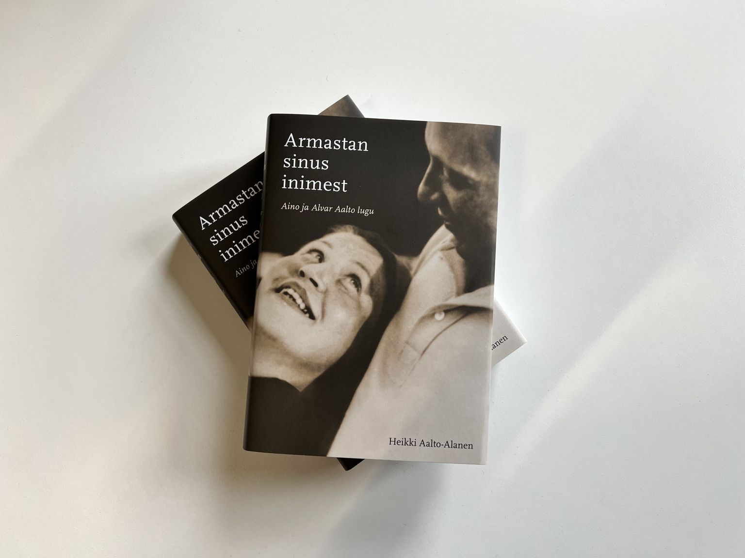 Heikki Aalto-Alanen, «Armastan sinus inimest. Aino ja Alvar Aalto lugu».