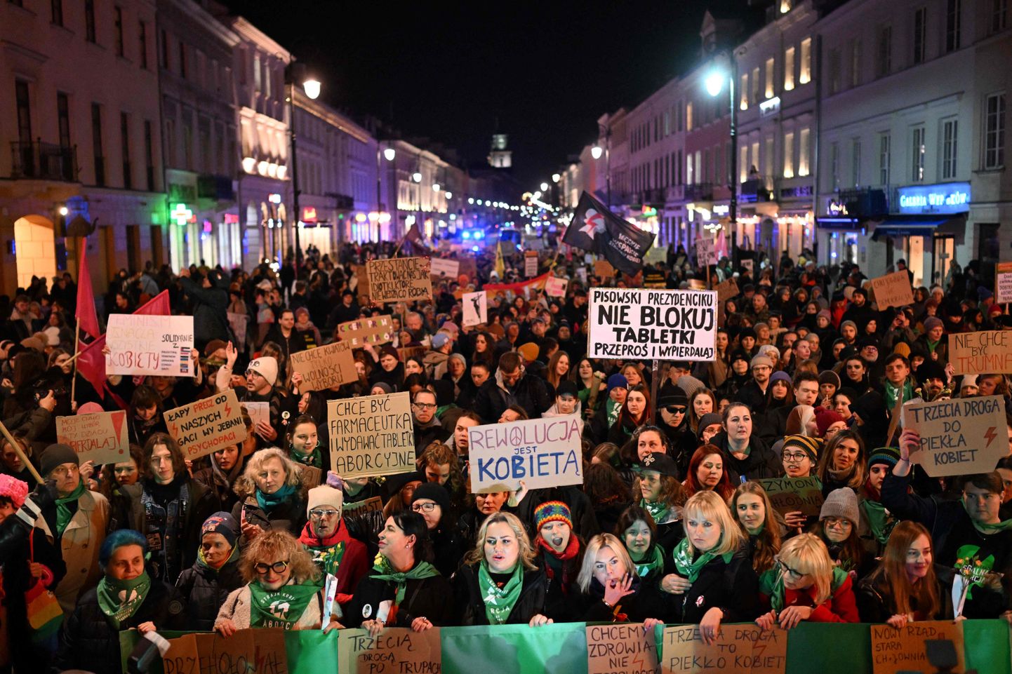 Abordiõigust nõudev meeleavaldus Varssavis 8. märtsil.