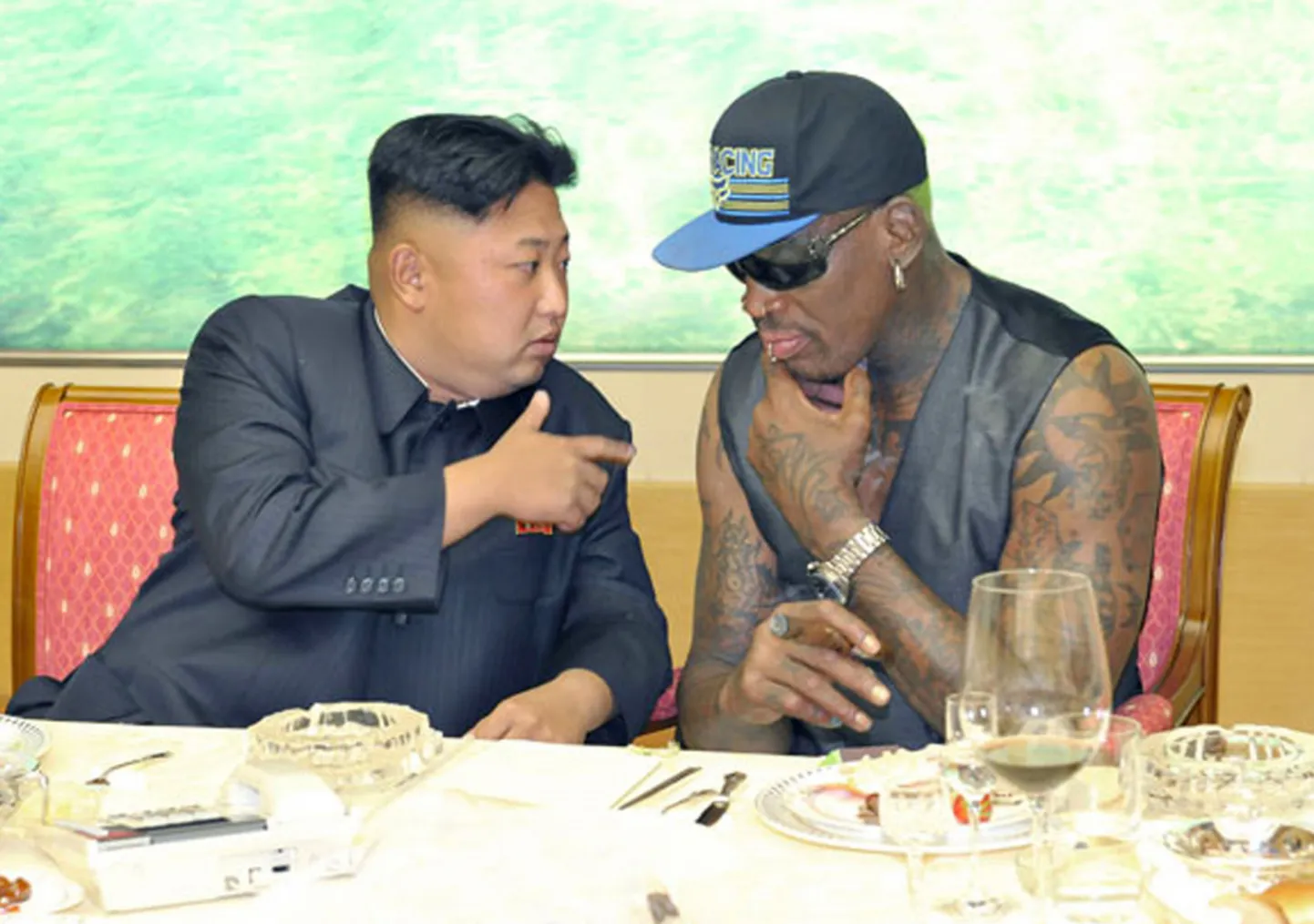 Kims Čenuns un Deniss Rodmens