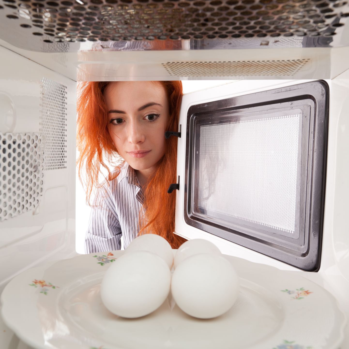 Яйца можно готовить и в микроволновке. Иллюстративное фото