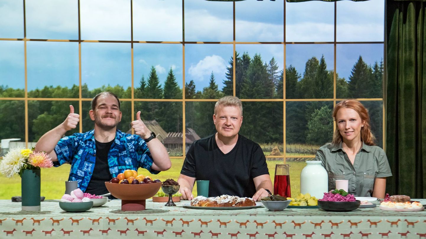 Saade "Reis ümber Eesti" Järvamaa külalistega: Madis Aesma (vasakult), Sven Lõhmus ja Ragne Pekarev.