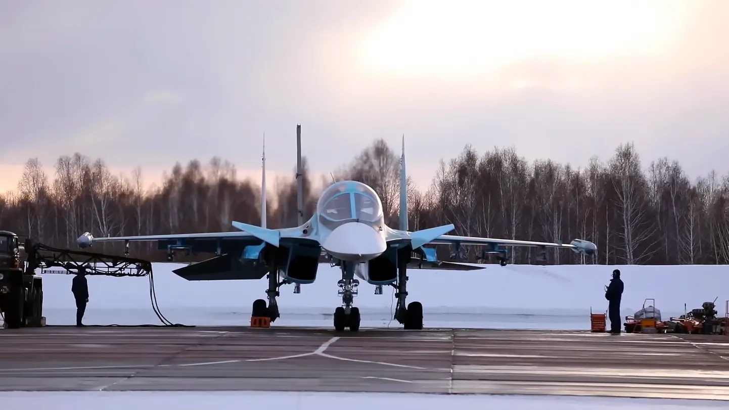 Iznīcinātājs - bumbvedējs Su-34