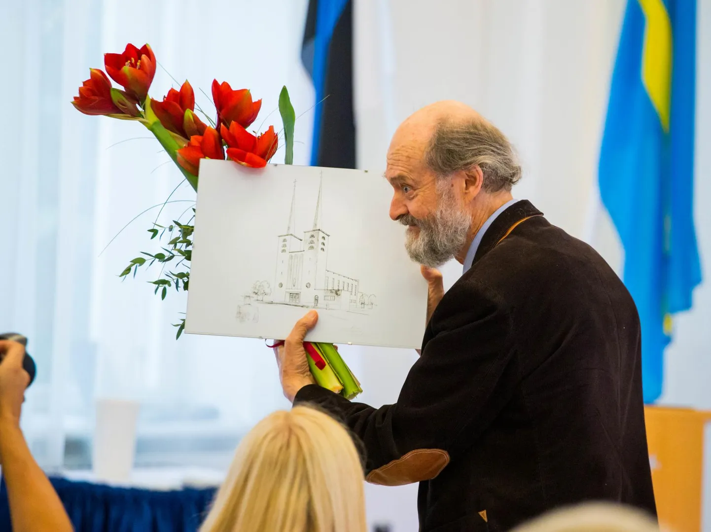 Arvo Pärt omanimelise muusikamaja lepingu allkirjastamisel Rakveres.