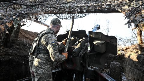 Ukrainas armija svētdien nogalinājusi vai ievainojusi 1050 Krievijas karavīru
