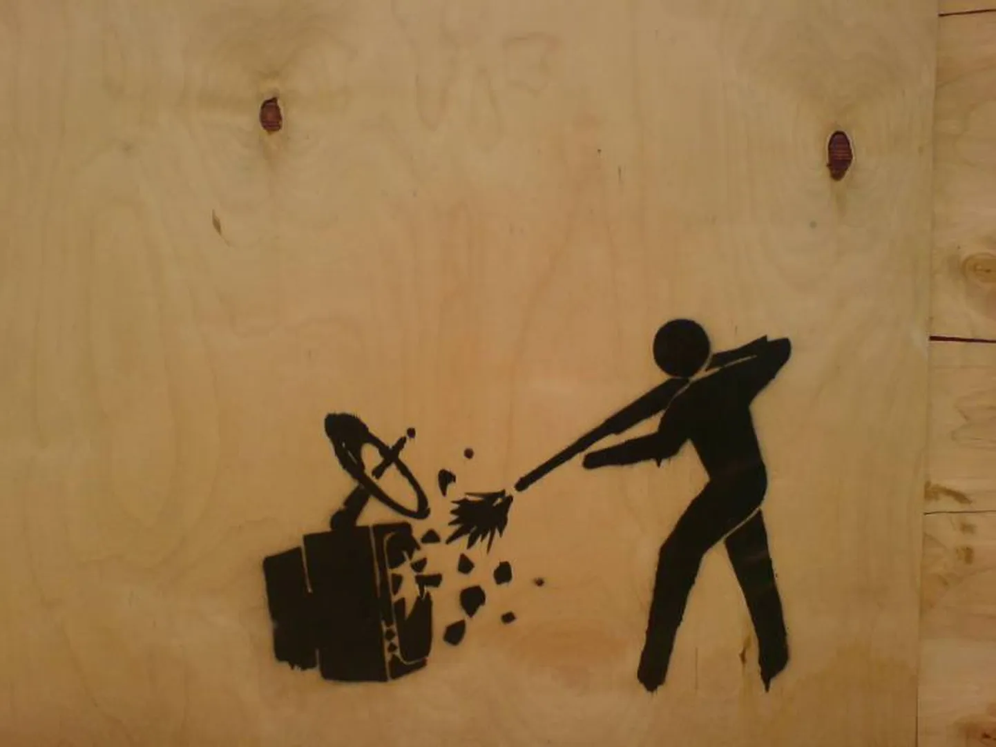 Grafiti, televiisor, meediakriitika