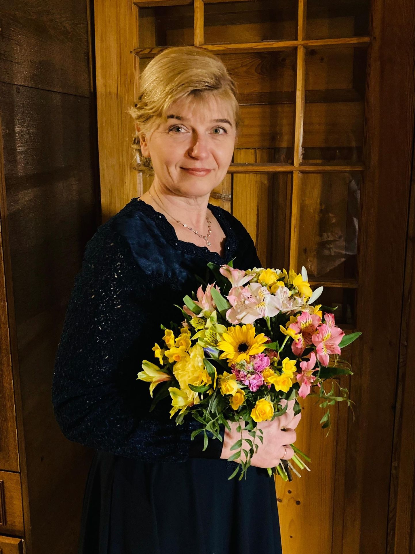 Aasta parim kooliraamatukoguhoidja Ingrid Kustavus töötab Viljandi Kesklinna koolis.