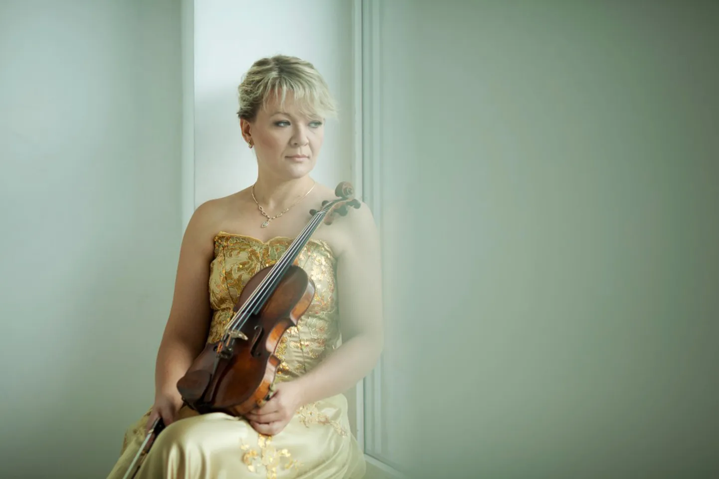 Nadežda Tokareva 250 aasta vanuse viiuliga