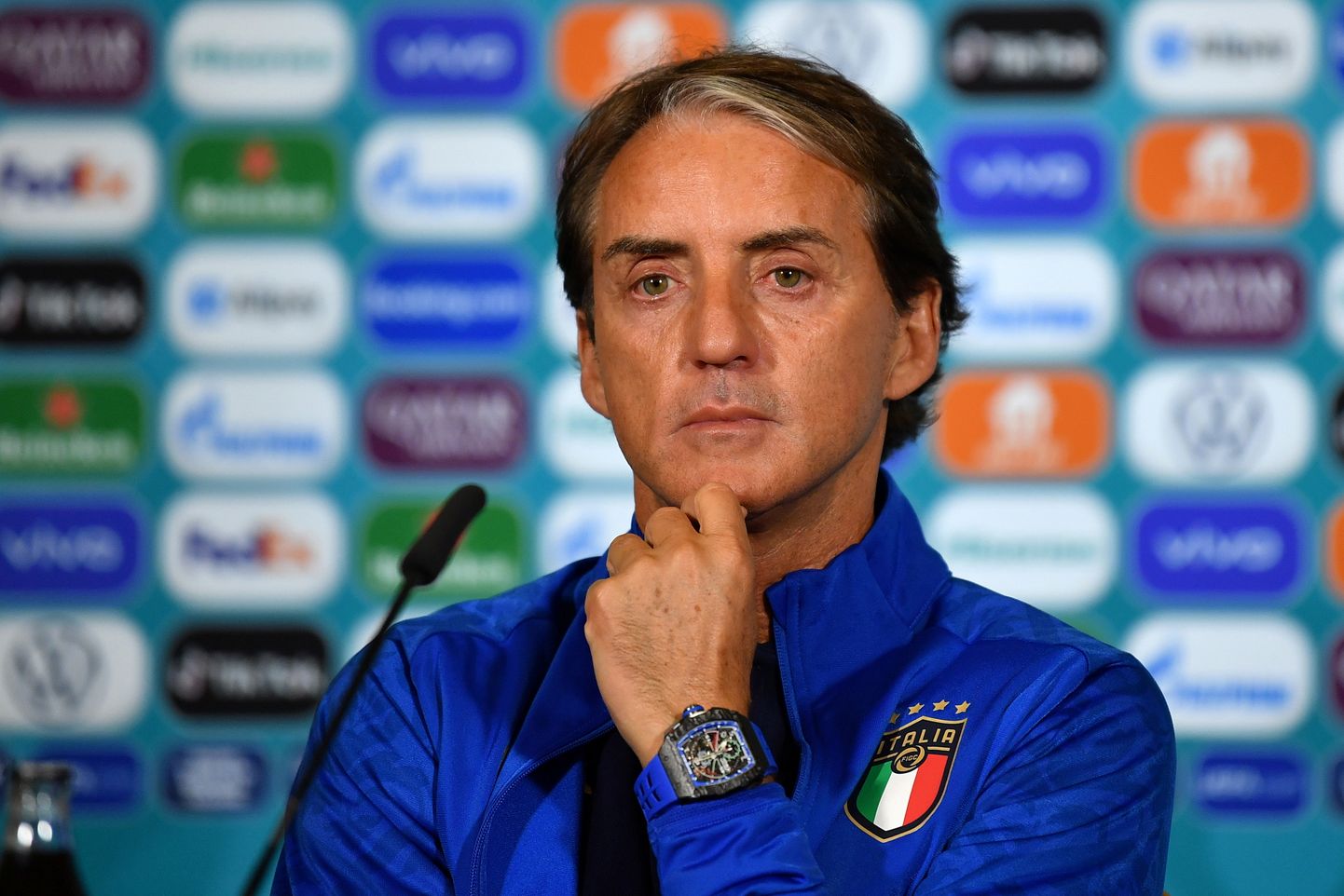 Itaalia koondise peatreener Roberto Mancini oli pressikonverentsil vana rahu ise.