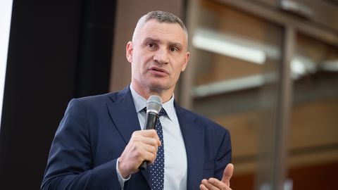 Lai cīnītos ar karavīru trūkumu, Ukrainā ierosina samazināt iesaukšanas vecumu