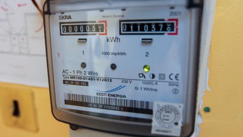 ELEKTRIKELL ⟩ Elektri börsihind kerkib reedel pea üheksa korda