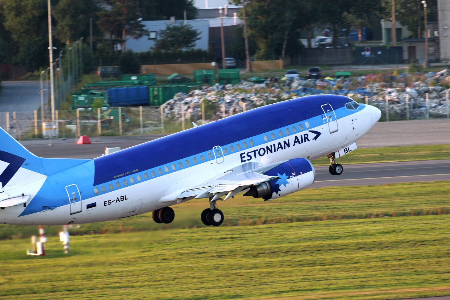 Самолет Estonian Air