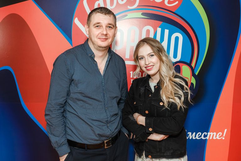 Ведущие Народного Радио Олег Исмикеев и Майя Виленчик