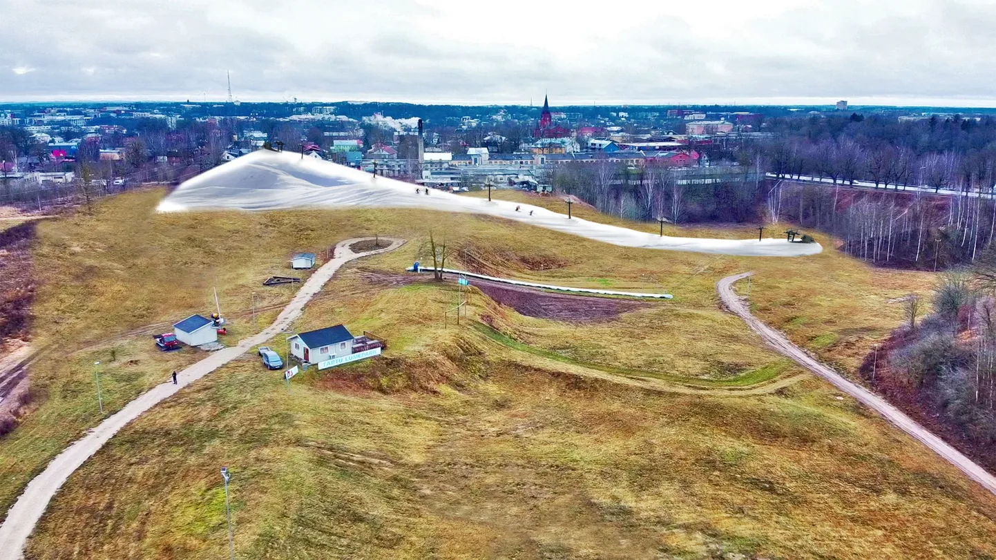 Tartu lumeparki kavandatava mäesuusa- ja lumelauanõlva eskiis.