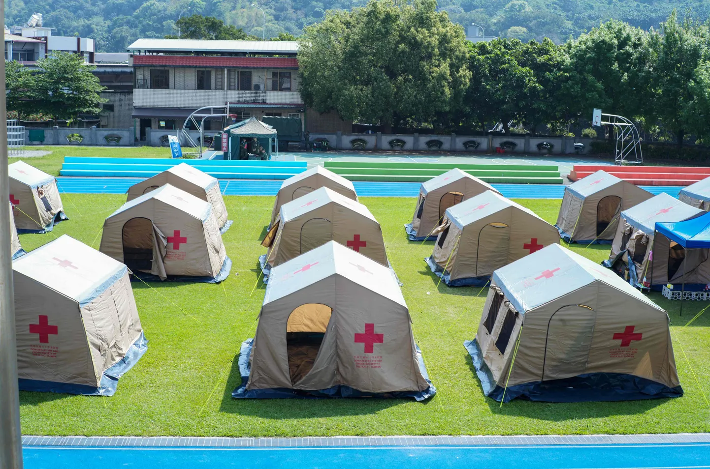 Палатки полевого госпиталя