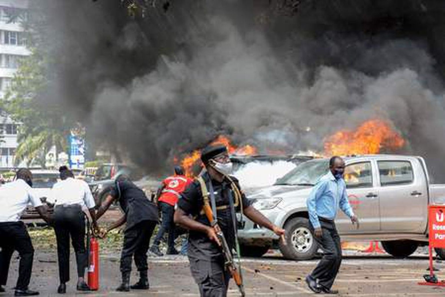 Pärast terrorirünnakut Kampala tänavatel.