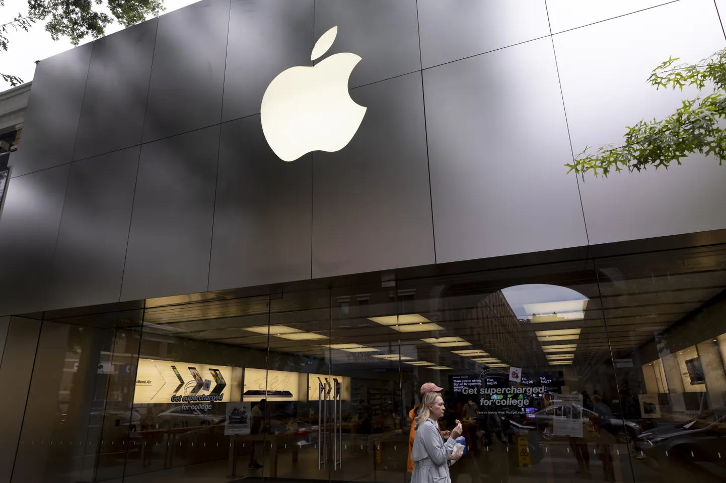 Компания Apple