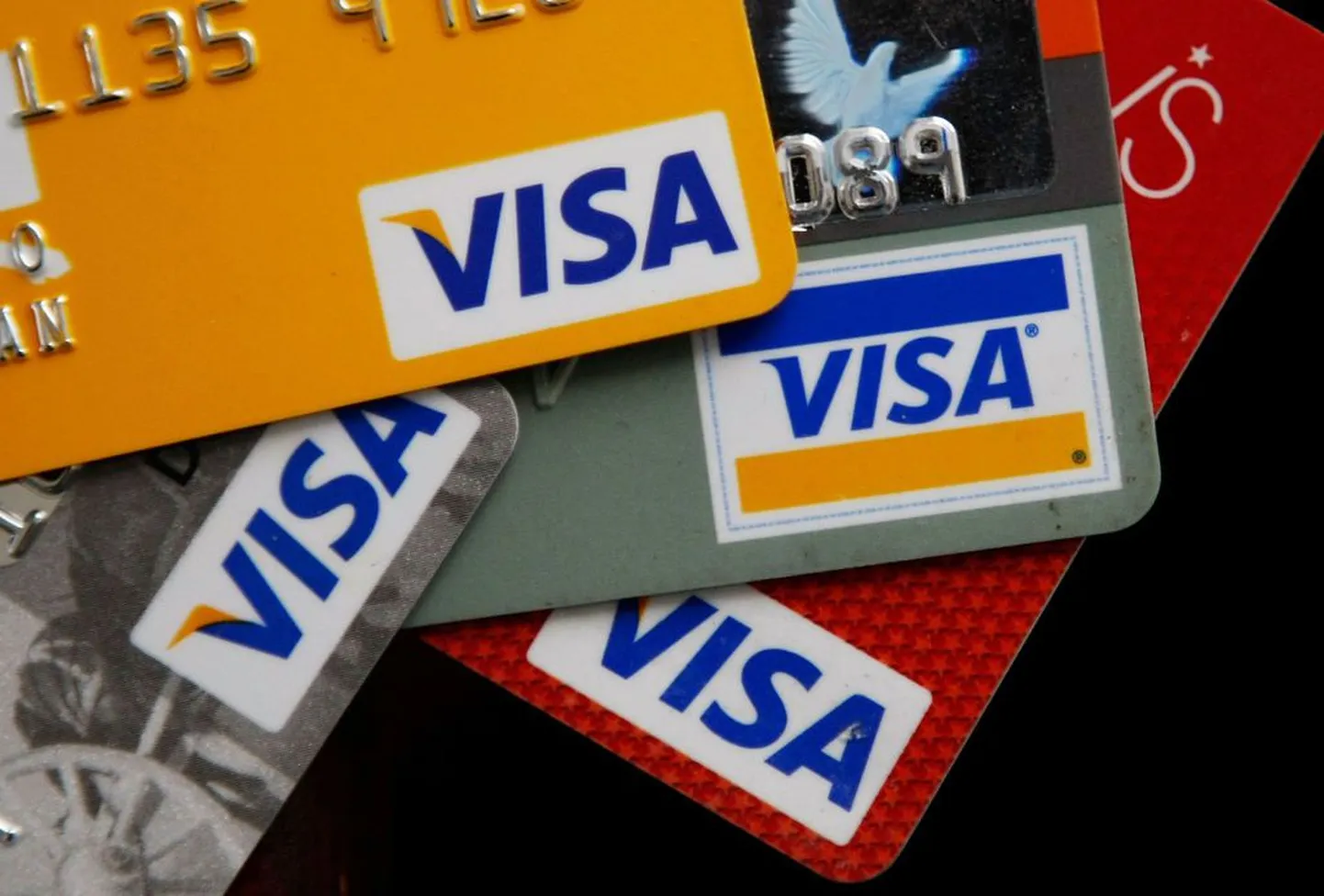 Visa krediitkaardid.