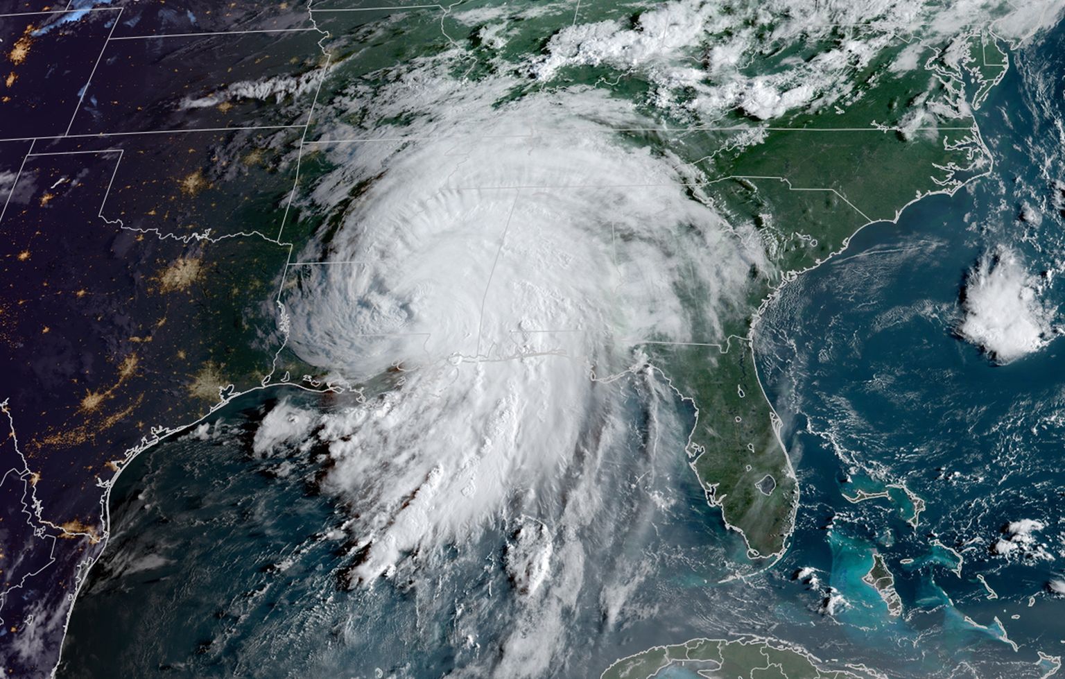 Viesuļvētra Ida virs Luiziānas štata
