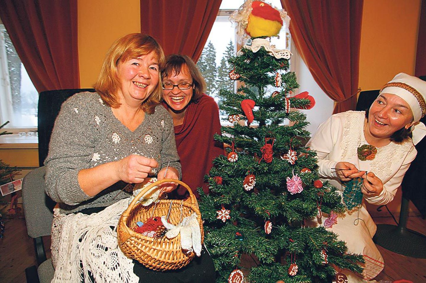 Tori rahvamaja korraldatud jõulupuude võistuehtimise võitsid Aneli Toht, Terje Sakna ja Heli Tombak.