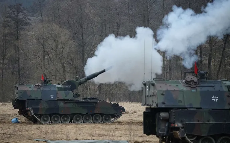 PGK on ühilduv erinevate 155 mm suurtükisüsteemidega.