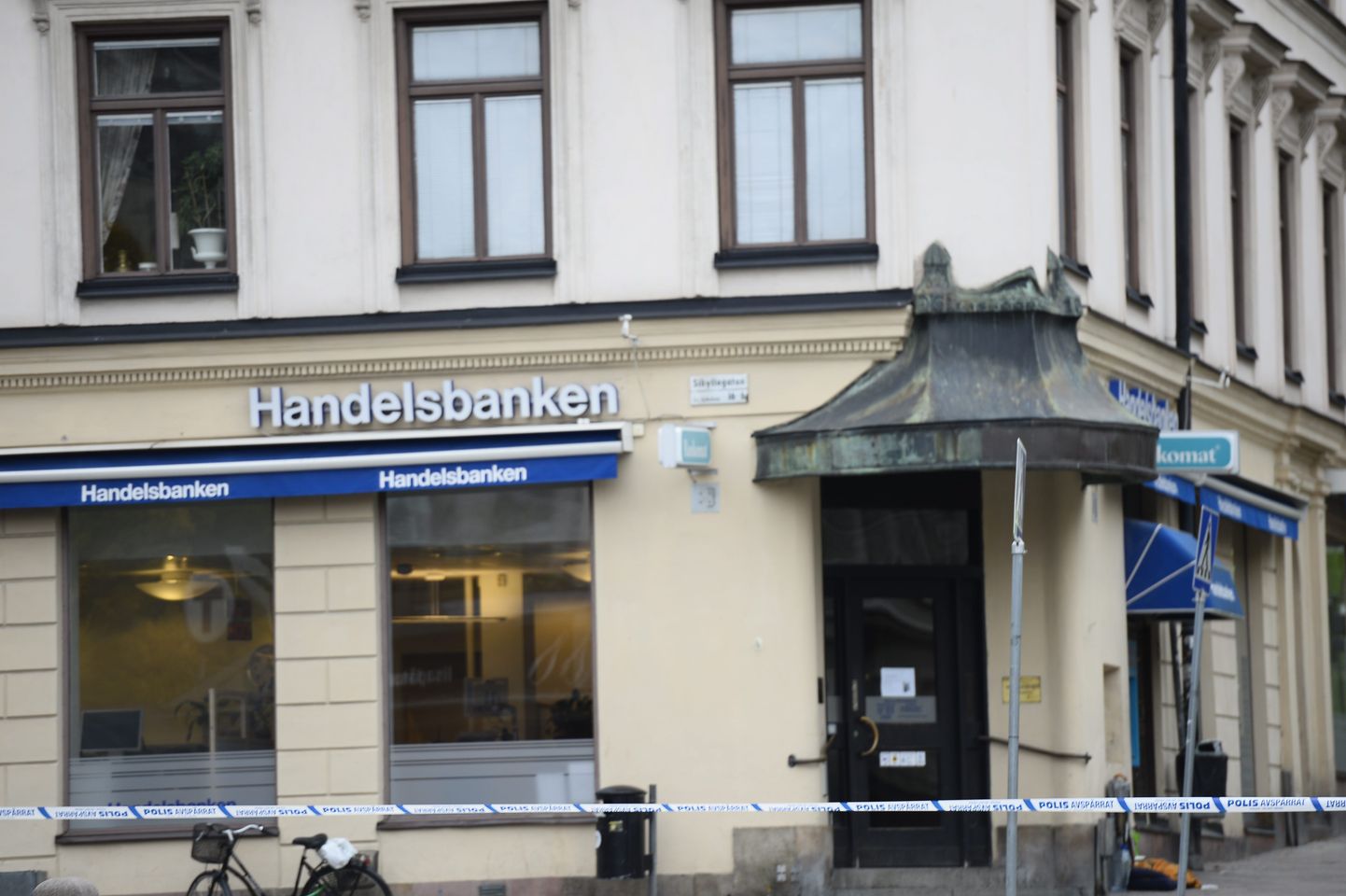 Kuigi Handelsbanken on ainuke pank Rootsis, kus sularahatehingud veel võimalikud on, võib olukord pärast 14. oktoobril Stockholmis toimunud pangaröövi muutuda.
