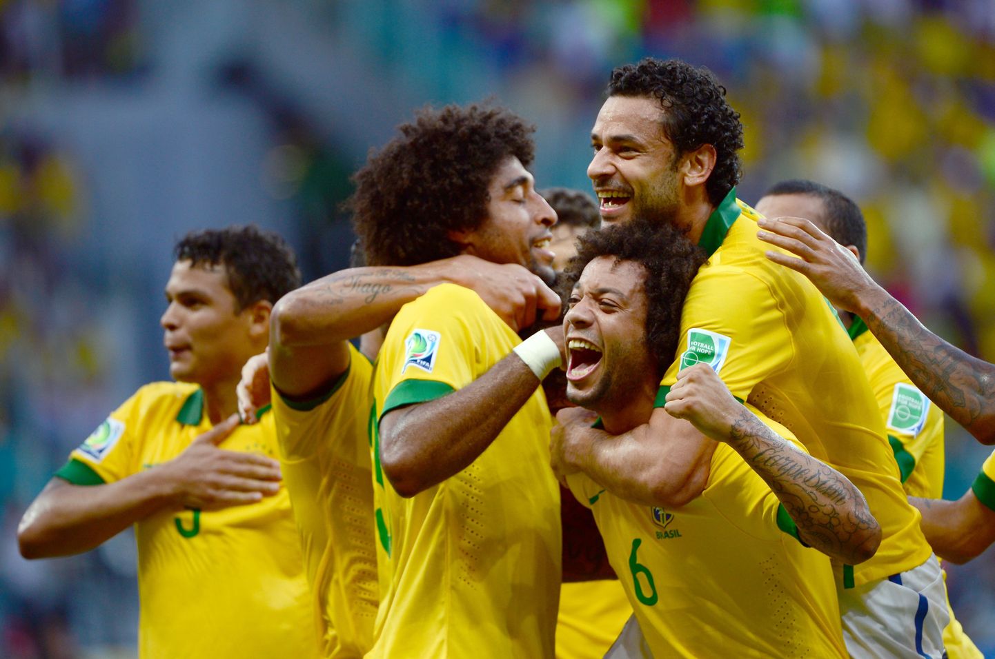 Brasiilia jalgpallikoonis on senisel Konföderatsioonide karikaturniiril sammundu võidult võidule