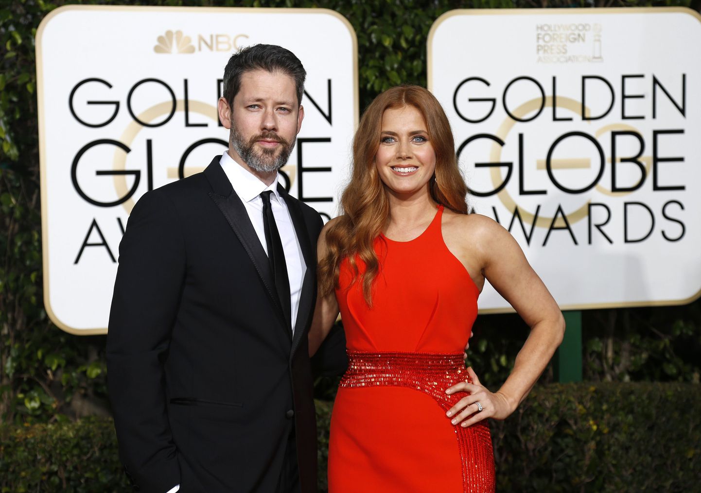 Actress Amy Adams and her husband Darren Le Gallo arrive at the 73rd Golden Globe Awards in Beverly Hills, California January 10, 2016.  REUTERS/Mario Anzuoni