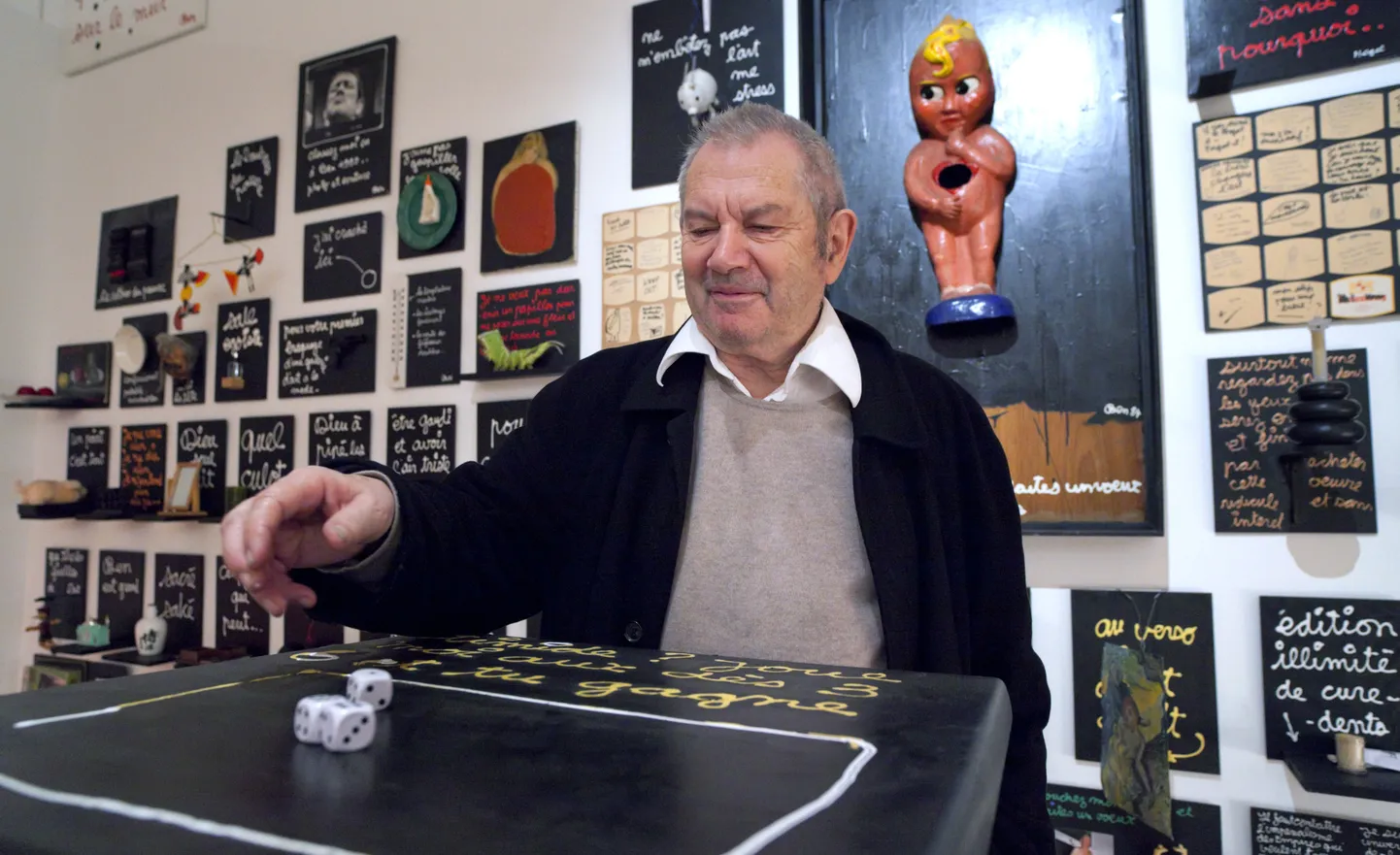 Kunstnik Ben Vautier võttis endalt vahetult pärast abikaasa surma elu. Ben ja Annie Vautier olid koos 60 aastat.